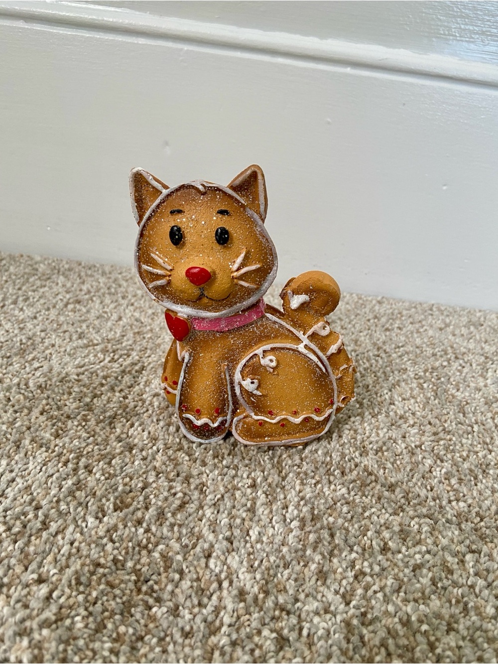 Christmas Gingerbread Cat Cookie Resin Figurine Holiday Tabletop Decor 4.6" - Picture 6 of 13